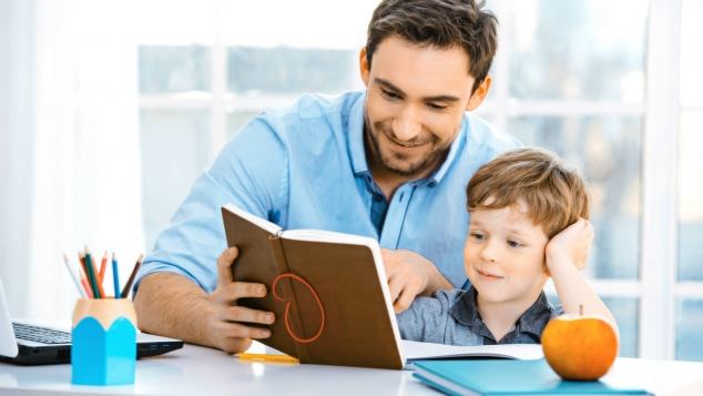 Come NON aiutare i figli nei compiti a casa